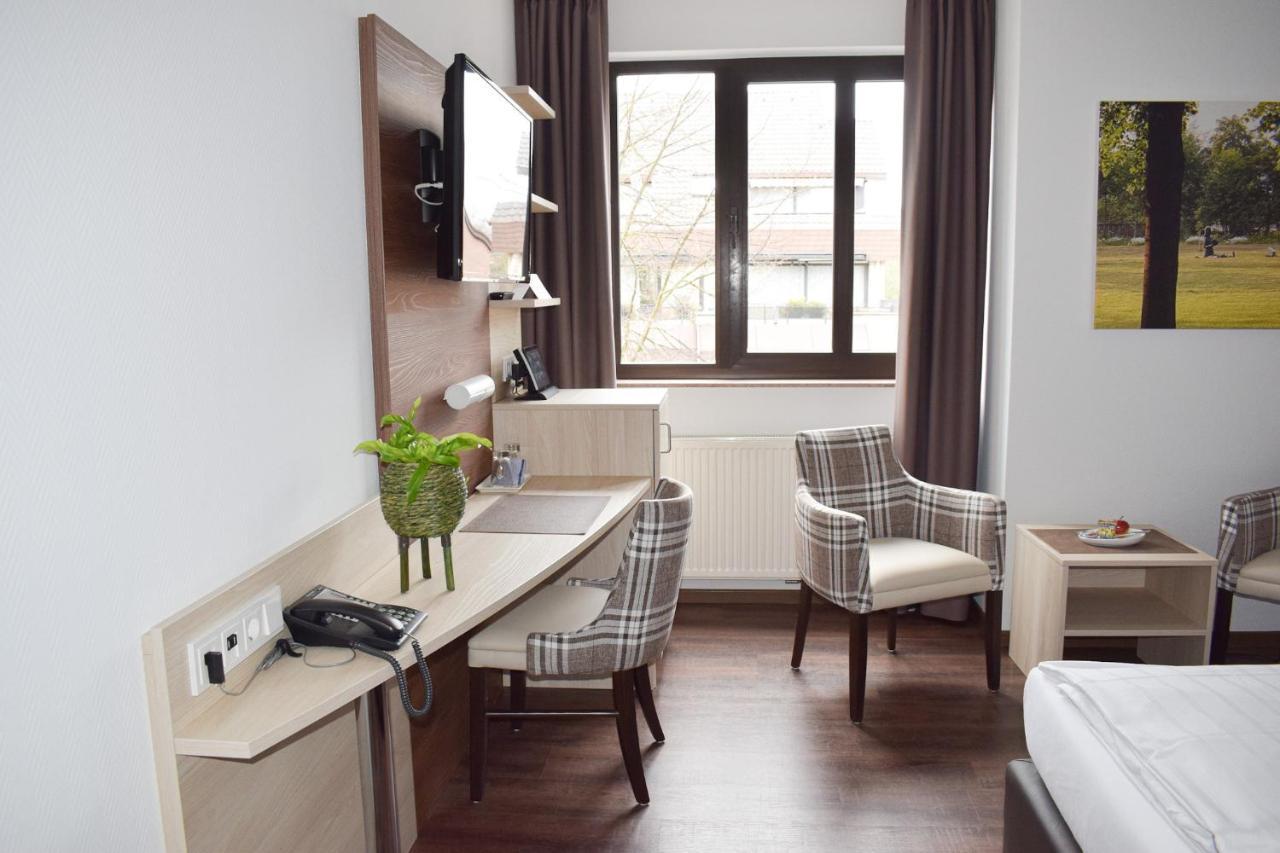 Akzent Hotel Jonathan Lippstadt Bagian luar foto