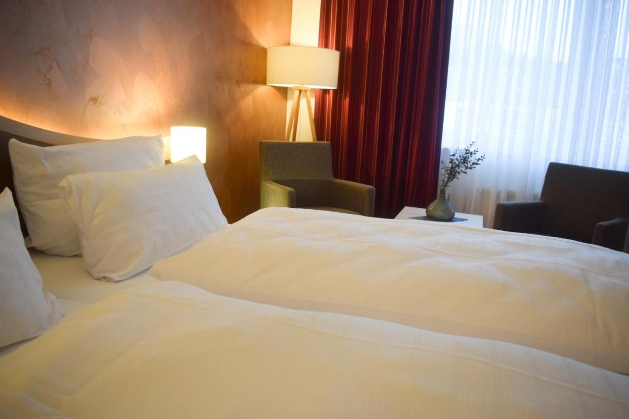 Akzent Hotel Jonathan Lippstadt Bagian luar foto