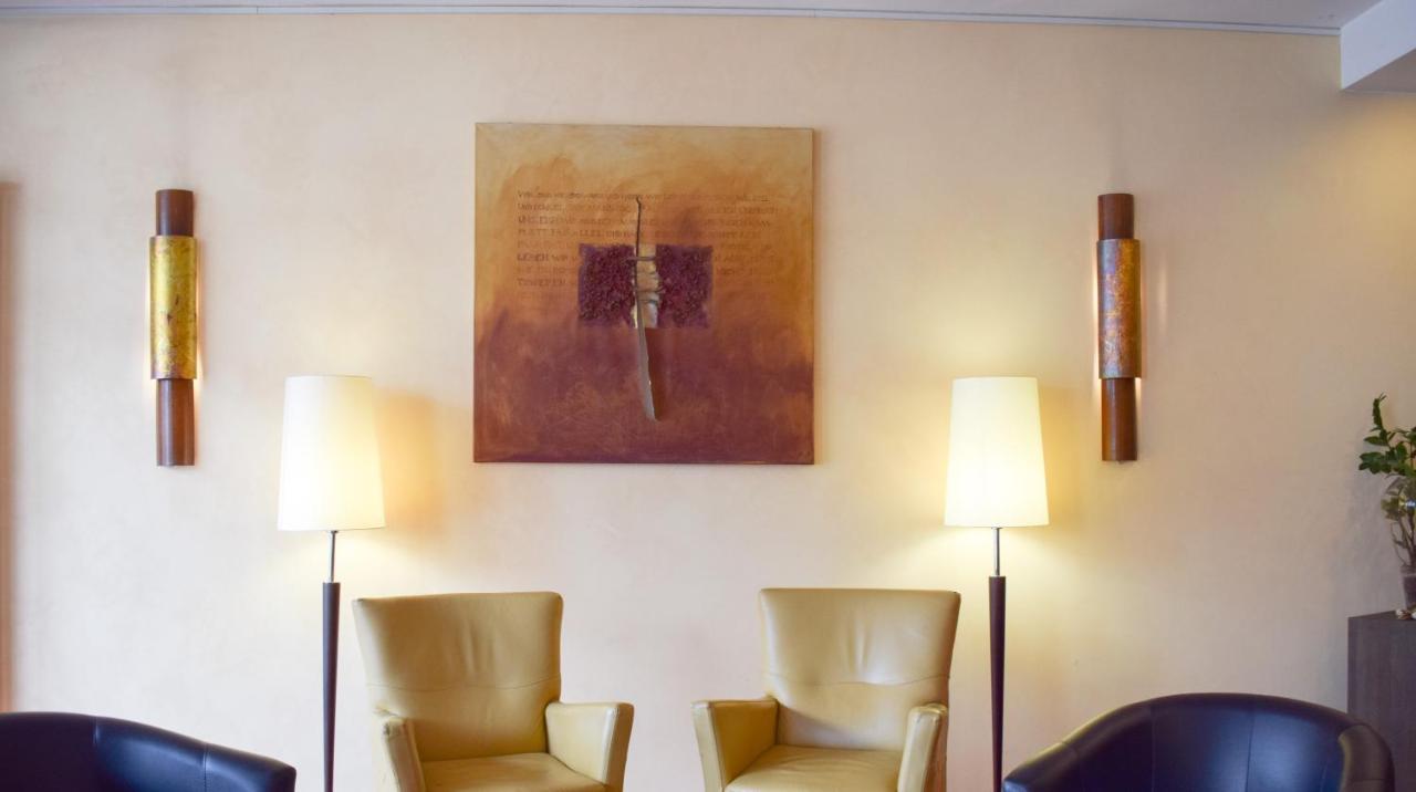 Akzent Hotel Jonathan Lippstadt Bagian luar foto