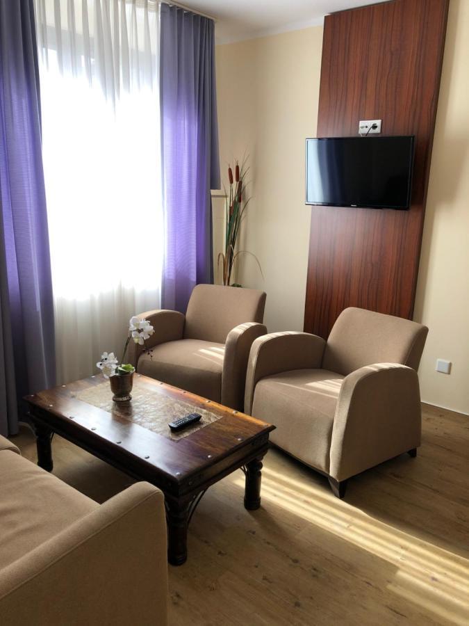 Akzent Hotel Jonathan Lippstadt Bagian luar foto