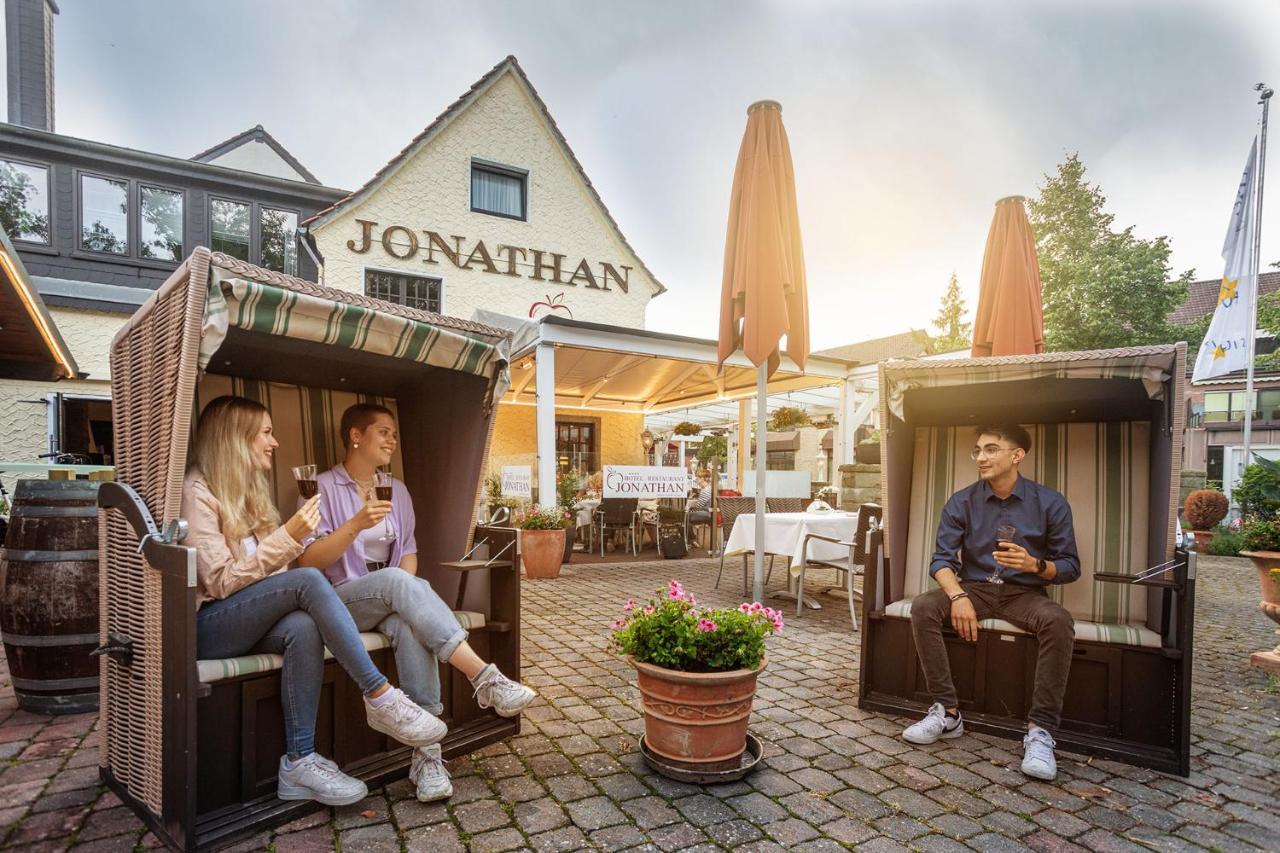 Akzent Hotel Jonathan Lippstadt Bagian luar foto
