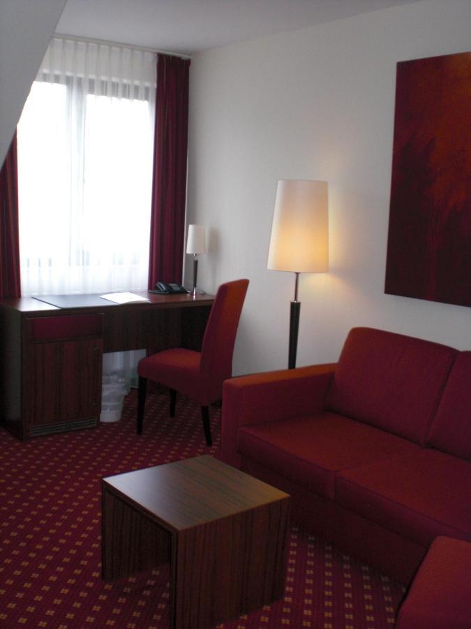 Akzent Hotel Jonathan Lippstadt Bagian luar foto